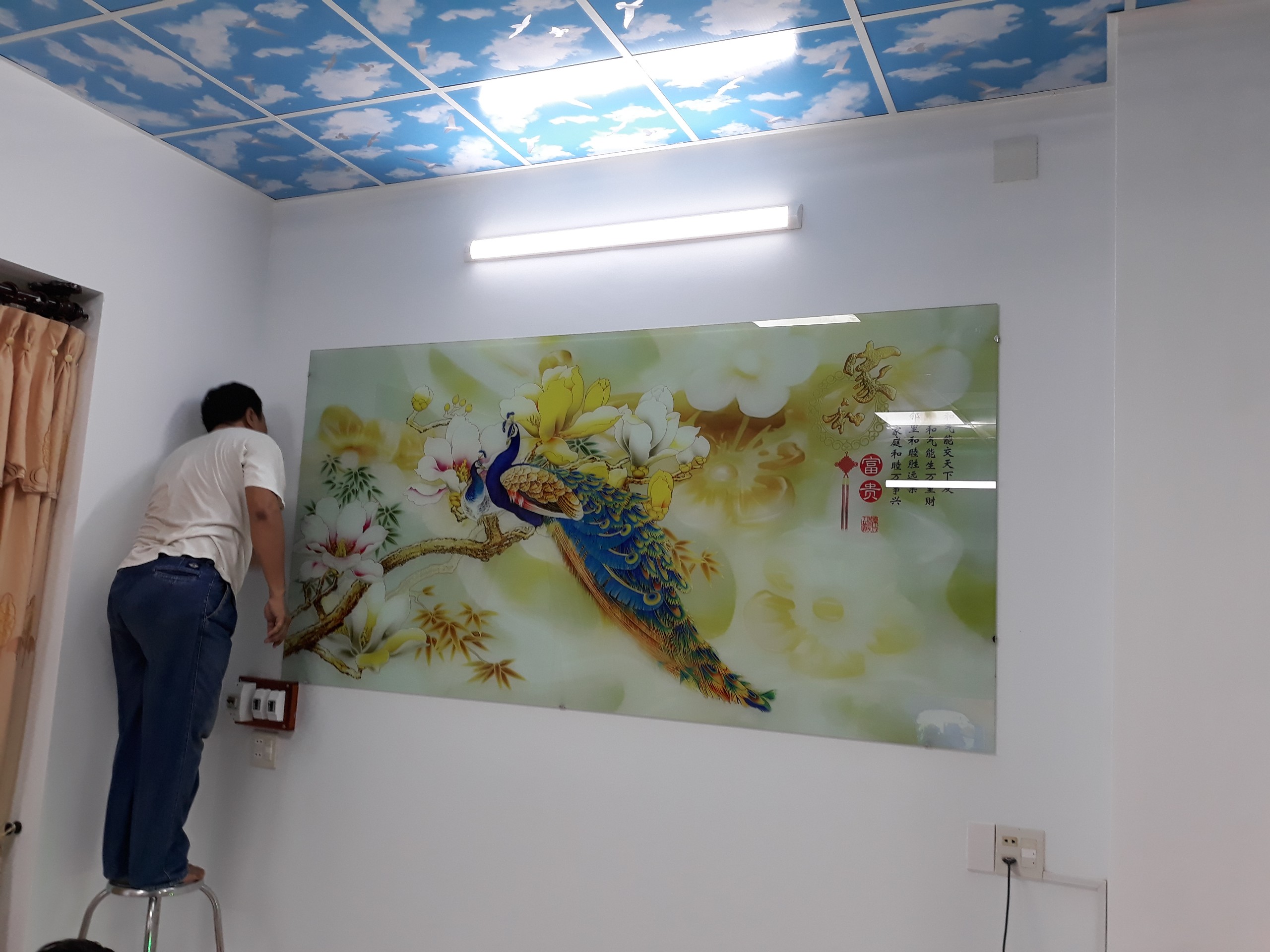 Cần tuyển thợ giỏi nhôm kính giỏi: Việc Nhẹ - Lương Tăng Cao