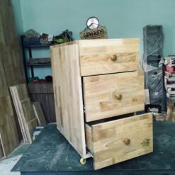 Tủ hồ sơ cá nhân gỗ cao su có 3 ngăn kéo GHZ-3250