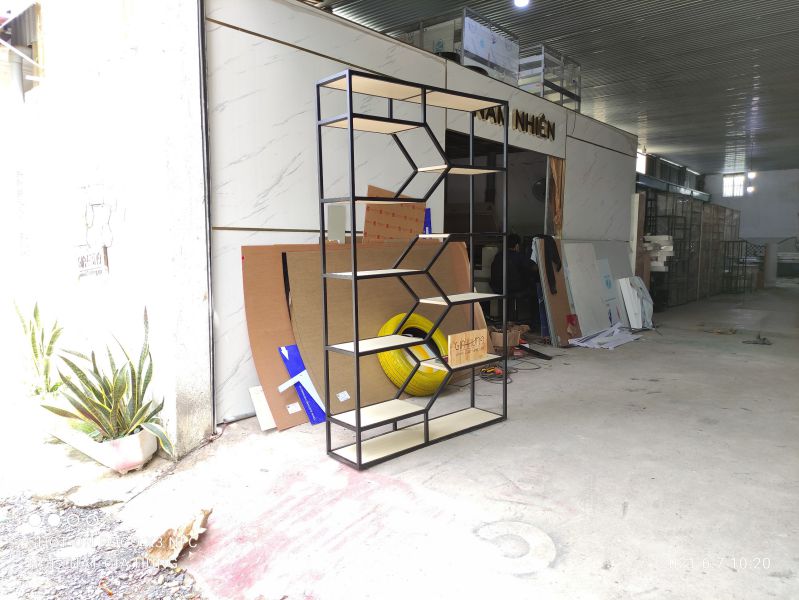 Kệ trang trí khung chân sắt mặt gỗ GHF-6155 6 Kệ trang trí khung chân sắt mặt gỗ GHF-6155 - Ảnh 4