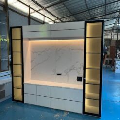 Tủ tivi gỗ công nghiệp cánh khung nhôm kính trà đen GHS-10250