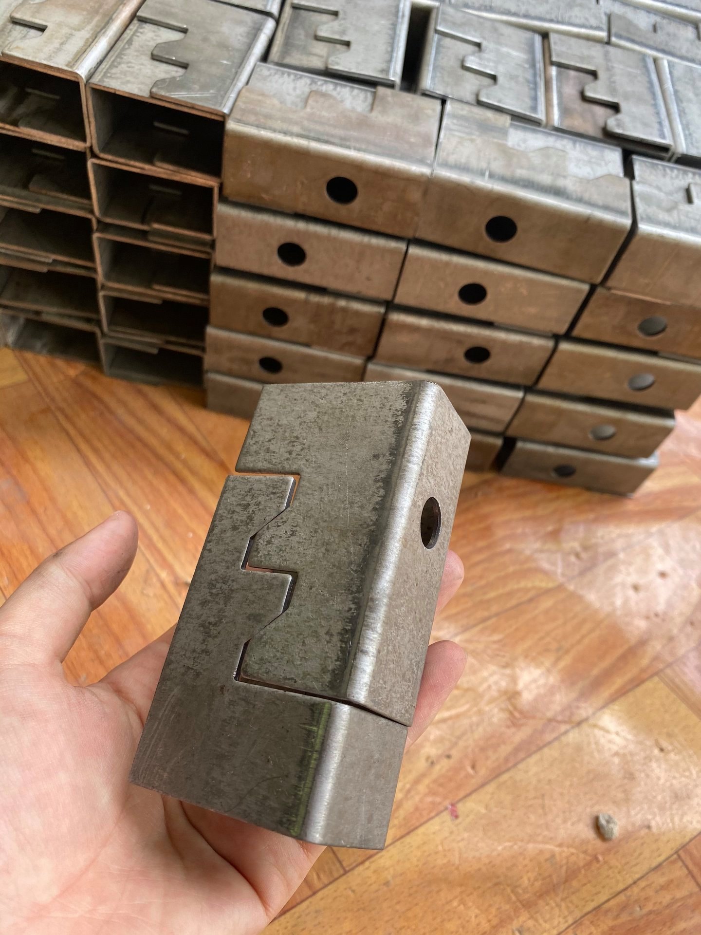 Phụ kiện ngàm lắp ráp bàn cho sắt 20x40mm SGH-1088 5 Phụ kiện ngàm lắp ráp bàn cho sắt 20x40mm SGH-1088 - Ảnh 3